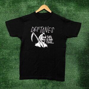 Deftones Tshirt size medium